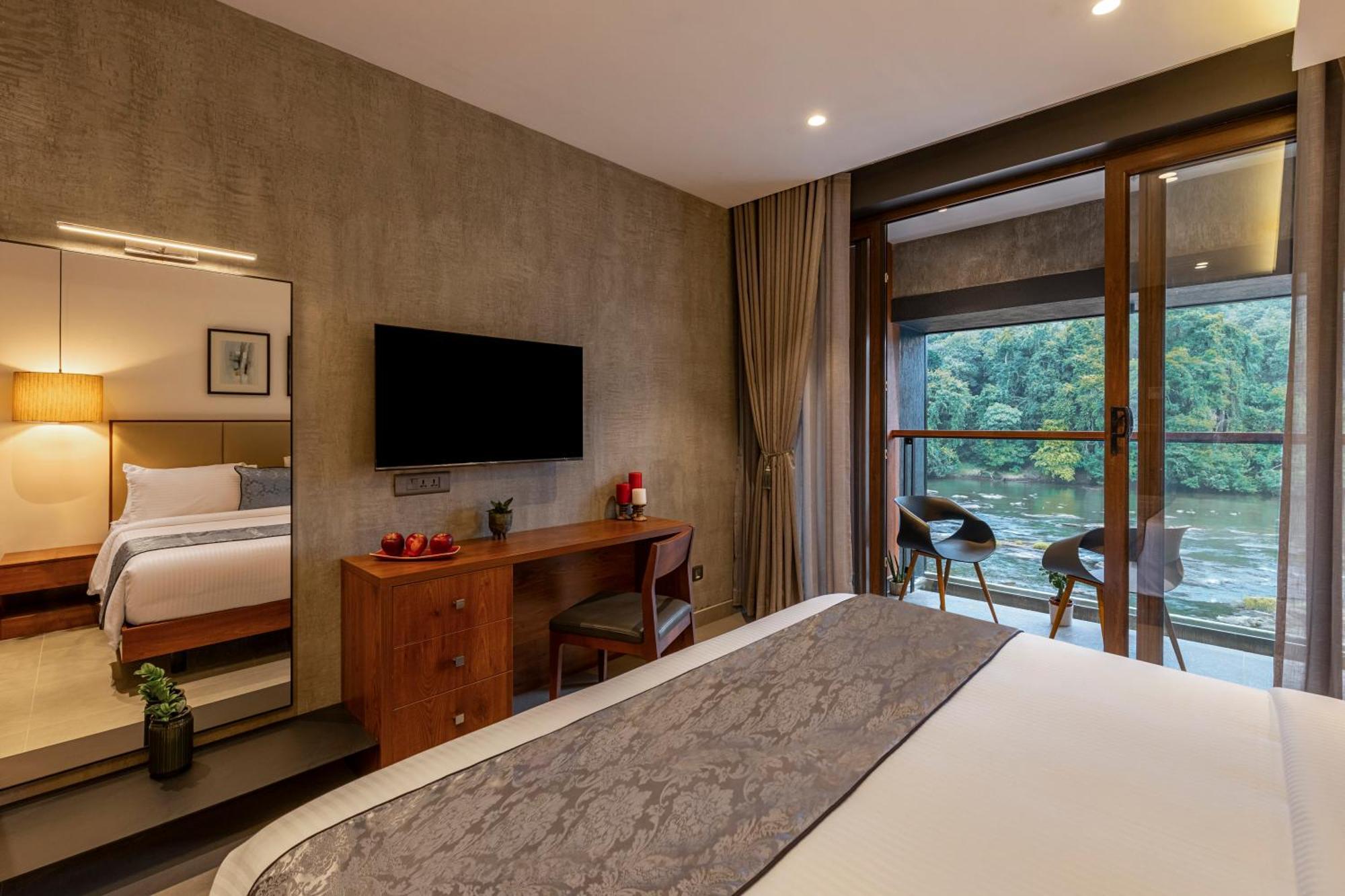 Hotel Sterling Athirappilly Kallana Exterior foto