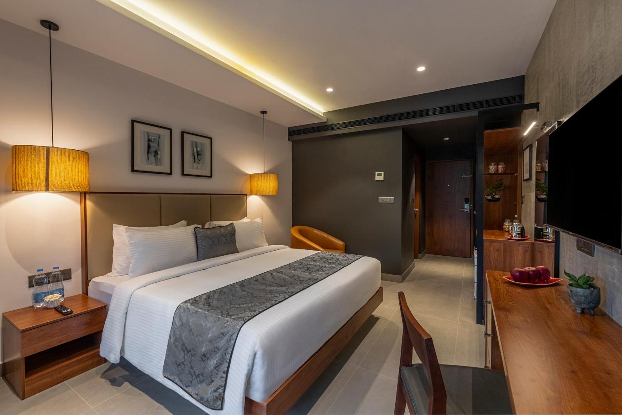 Hotel Sterling Athirappilly Kallana Exterior foto